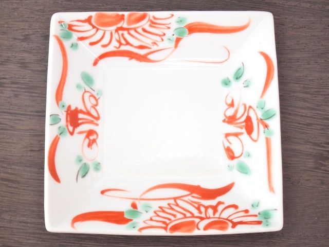 九谷焼 和陶房　3号角皿 赤呉須 に