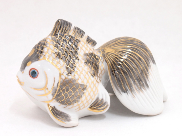 九谷焼 4.5号金魚 紅白金襴 芳岳作 九谷焼マルヨネ 陶芸窯和陶房 九谷焼 4.5号金魚 紅白金襴 芳岳作 九谷焼マルヨネ 陶芸窯和陶房