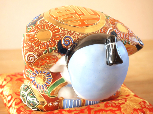 九谷焼 4号お辞儀福助 盛 布団付 九谷焼マルヨネ 陶芸窯和陶房