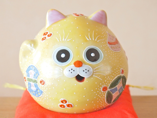 起き上がり招き猫 九谷焼
