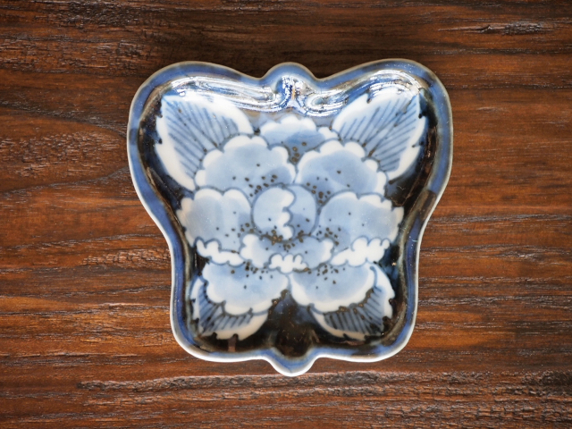 豆皿 軍配 染付牡丹 /小皿 豆皿 吉祥紋古典絵変り/九谷焼 和陶房/幅8.2×奥8×高1.2cm