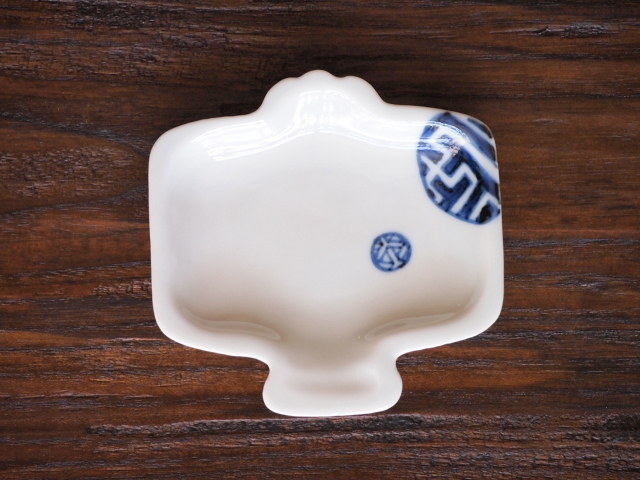 豆皿 小槌 染付丸紋 /小皿 豆皿 吉祥紋古典絵変り/九谷焼 和陶房/幅8×奥7.8×高1.2cm