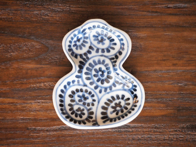 豆皿 瓢箪 染付タコ唐草 /小皿 豆皿 吉祥紋古典絵変り/九谷焼 和陶房/幅6.9×奥8.9×高1.2cm