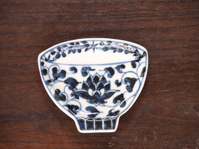 豆皿 飯碗 染付宝華唐草 /小皿 豆皿 吉祥紋古典絵変り/九谷焼 和陶房/幅9.6×奥8.3×高1.2cm