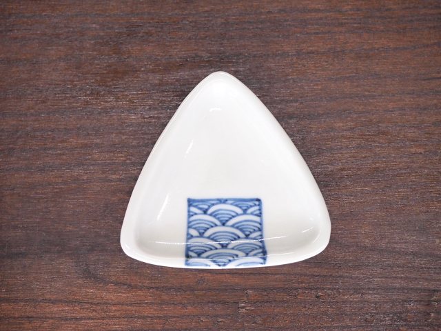 豆皿 おにぎり 染付青海波 /小皿 豆皿 吉祥紋古典絵変り/九谷焼 和陶房