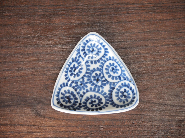 豆皿 おにぎり 染付タコ唐草 /小皿 豆皿 吉祥紋古典絵変り/九谷焼 和陶房/幅8×奥8×高1.2cm