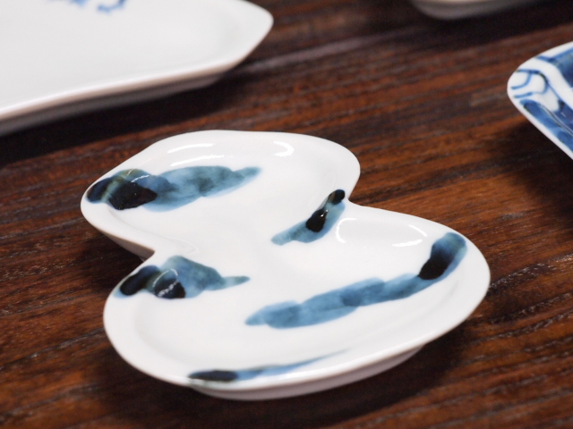 豆皿 瓢箪 染行雲 /小皿 豆皿 吉祥紋古典絵変り/九谷焼 和陶房/幅6.9×奥8.9×高1.2cm