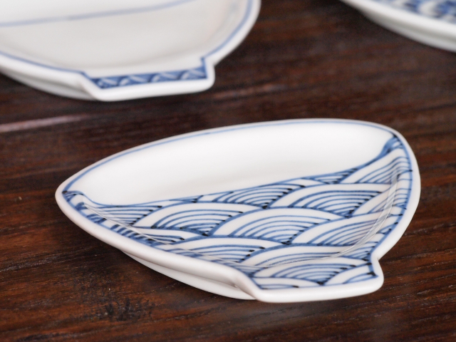 豆皿 飯碗 染付青海波 /小皿 豆皿 吉祥紋古典絵変り/九谷焼 和陶房/幅9.6×奥8.3×高1.2cm