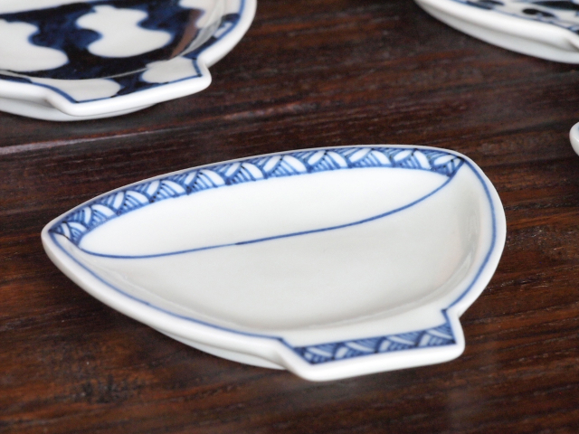 豆皿 飯碗 染付渕小紋 /小皿 豆皿 吉祥紋古典絵変り/九谷焼 和陶房/幅9.6×奥8.3×高1.2cm