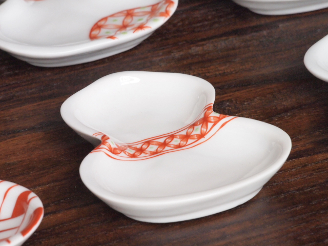 豆皿 瓢箪 赤絵帯七宝 /小皿 豆皿 吉祥紋古典絵変り/九谷焼 和陶房/幅6.9×奥8.9×高1.2cm